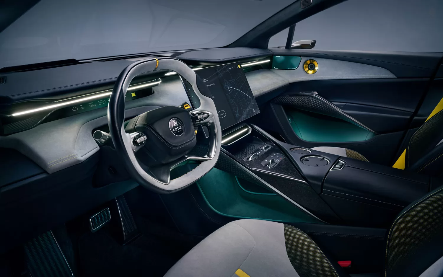 Англійський електрокросовер Lotus Eletre вже в Україні: що відомо про новинку