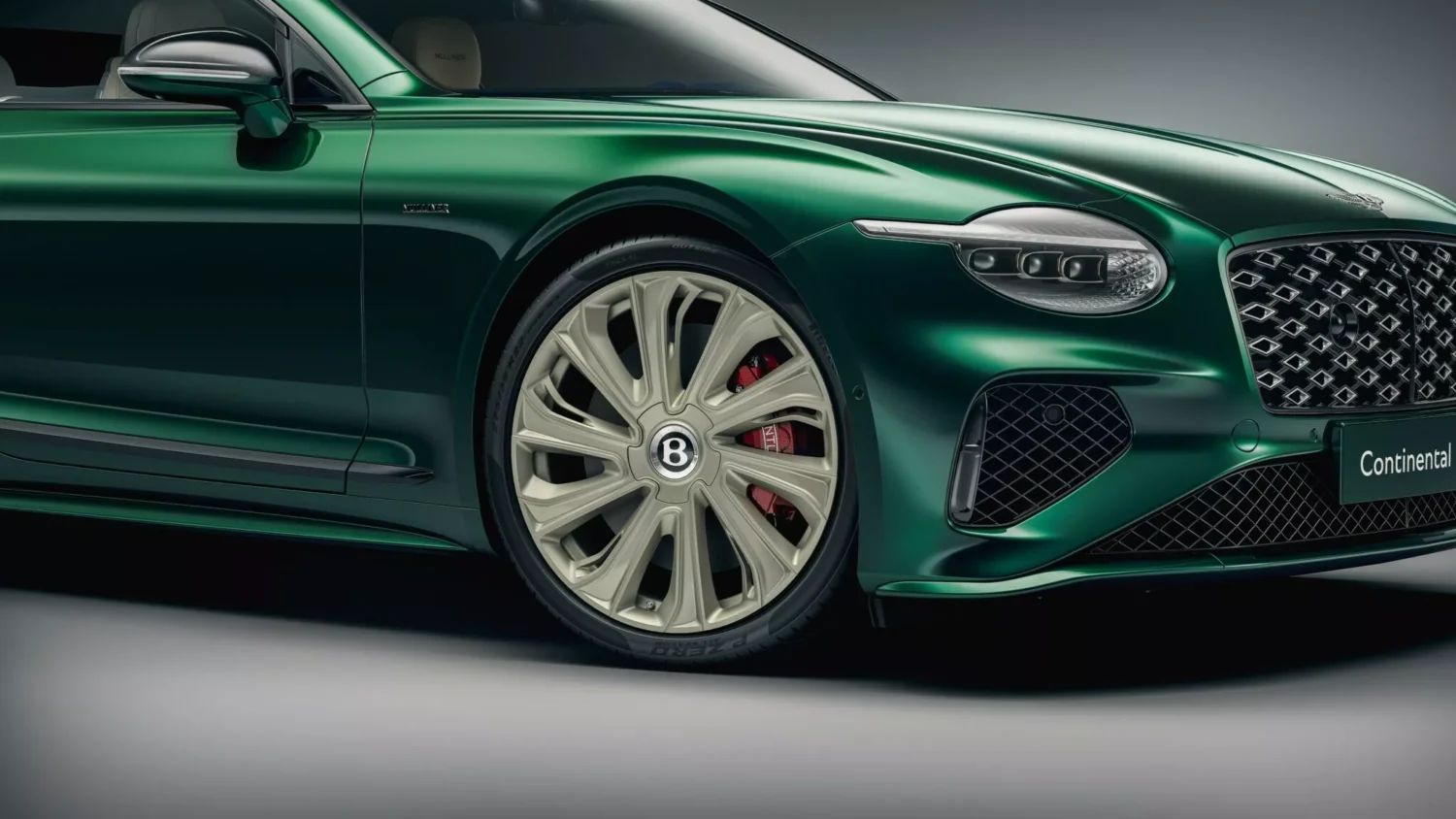 Bentley удивил мир 46 миллиардами вариантов дизайна авто