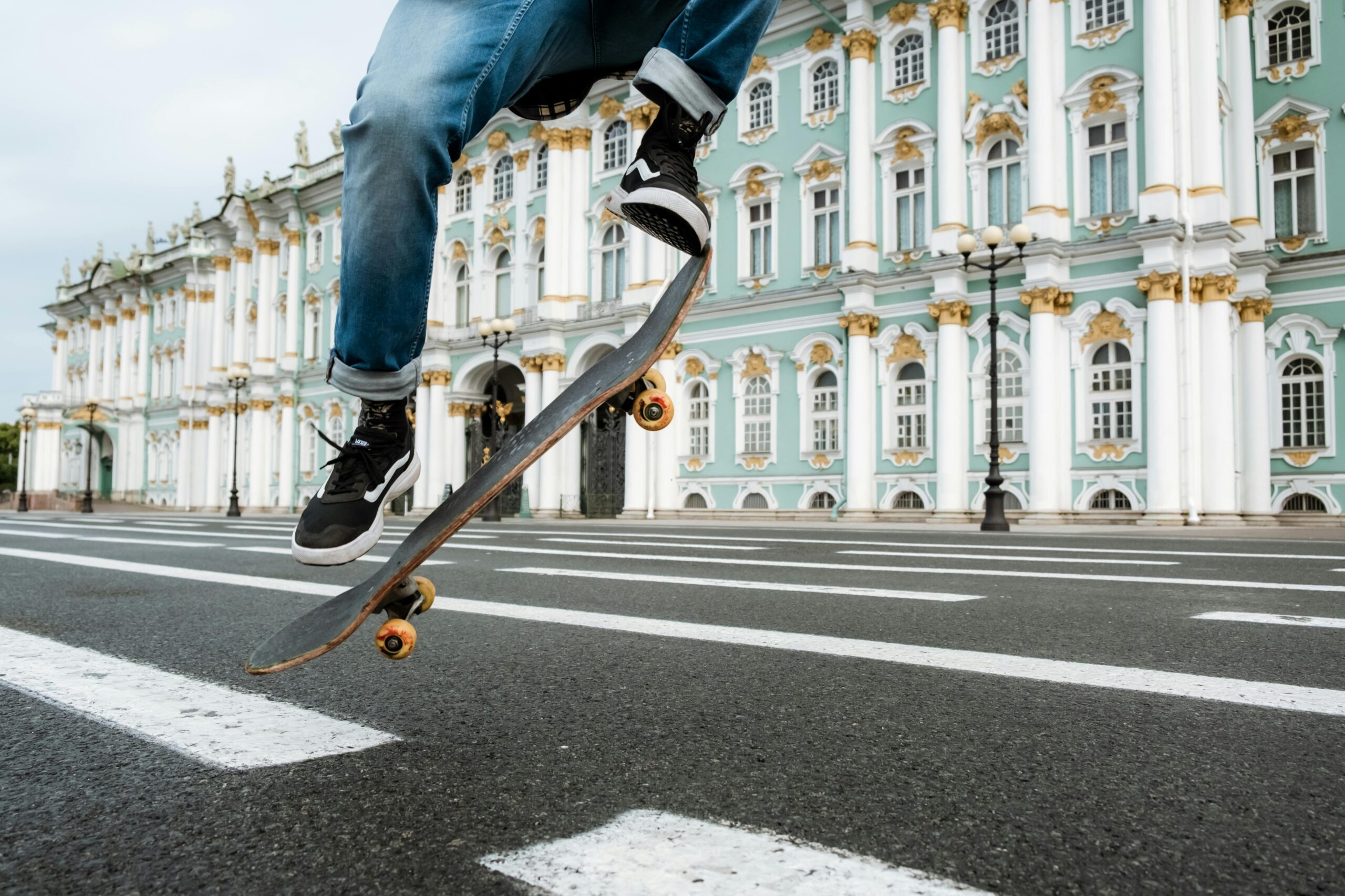 pexels-cottonbro-4929023 з днем народження онука 17 років