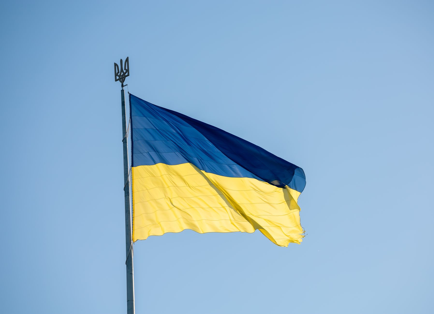 den-praporu-ukrayiny-pryvitannya День Державного Прапора України - синьо-жовтий стяг