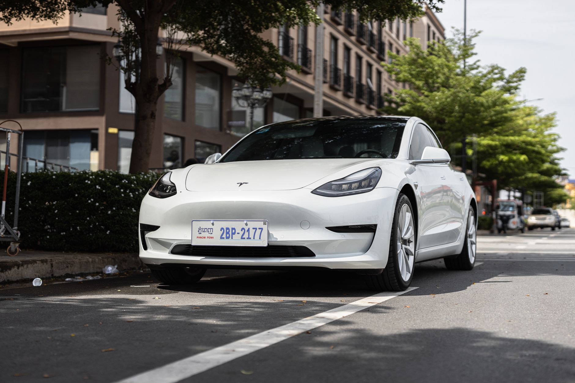 Tesla в Україні